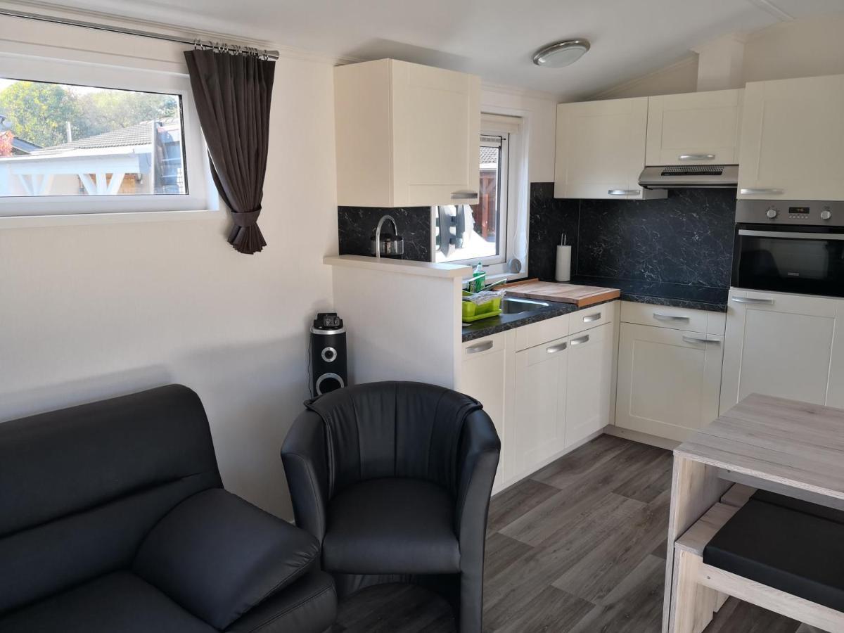 Ferienhaus Malefi 1 Am Guelser Moselbogen Koblenz  Exteriör bild